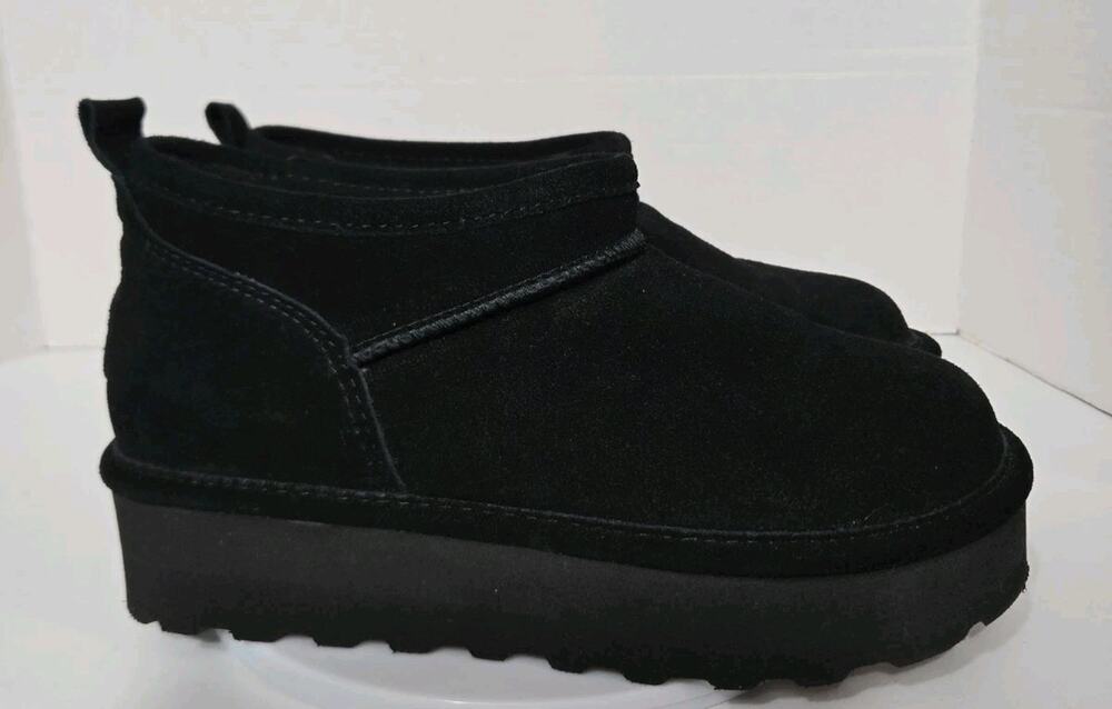 Bearpaw Black Suede Ankle Boots, Women's Size 8